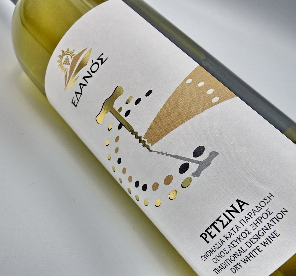 Retsina trocken | geharzter Weißwein aus der Region Achaia